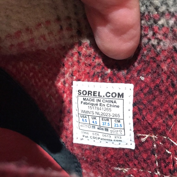 Sorel Yaquina II Boots Red Plaid Wool Size 6.5 - Picture 9 of 11